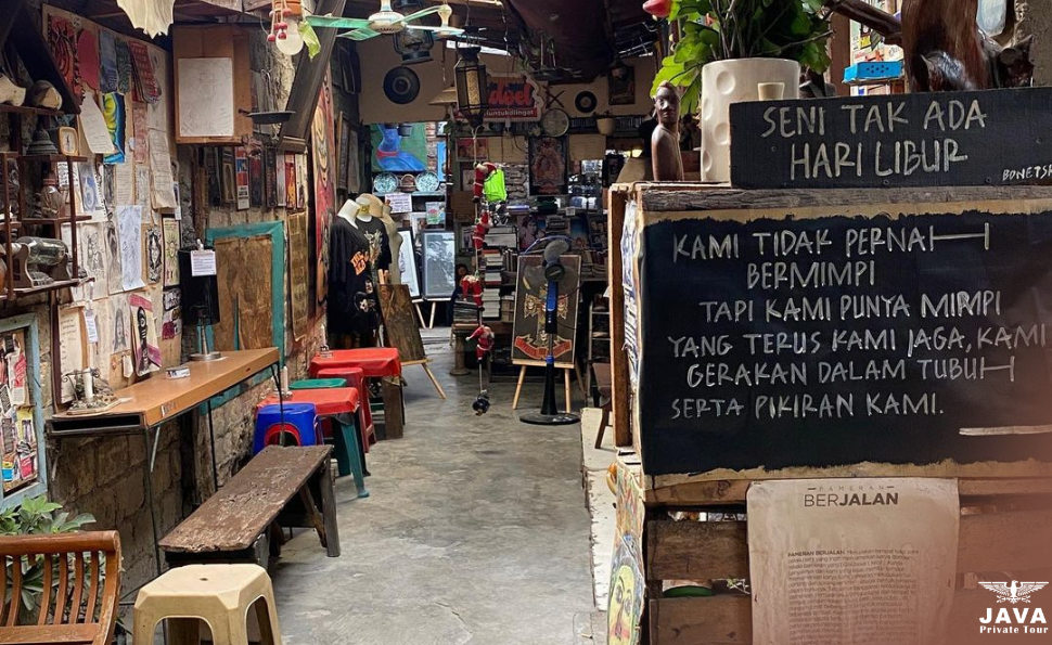 Unleash Your Nostalgia at Kampoeng Gallery A Hidden Gem in South Jakarta
