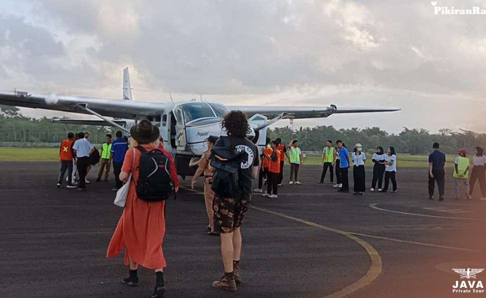 Susi Air at Nusawiru Airport Pangandaran