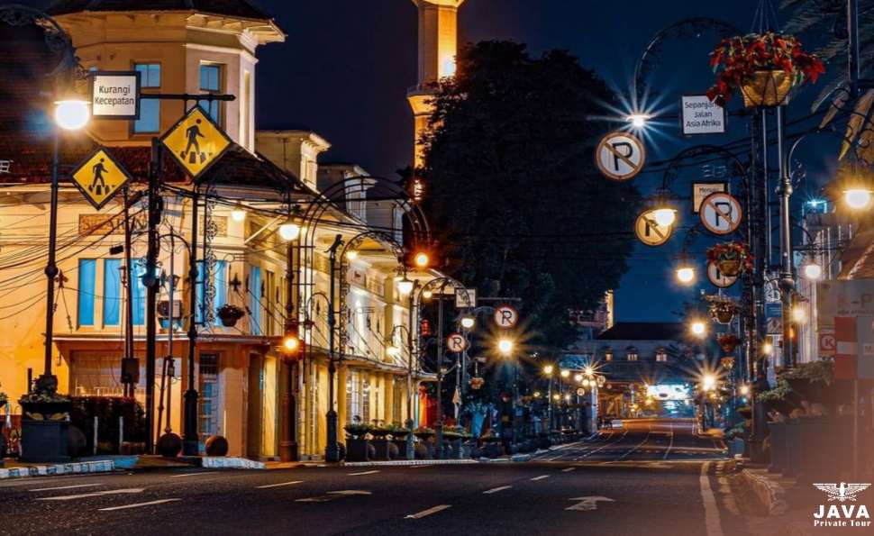 Braga Street Bandung at Night