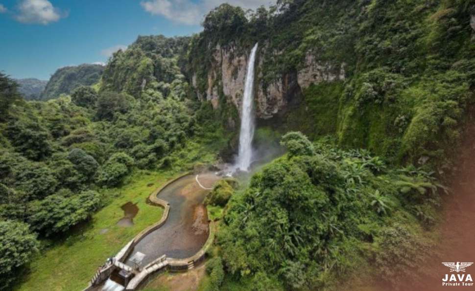 Curug Ngebul isn’t just an ordinary waterfall