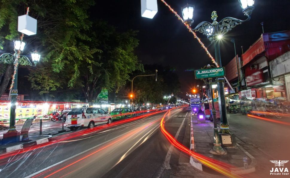 Malioboro's Legacy From Dutch Era to Modern Yogyakarta