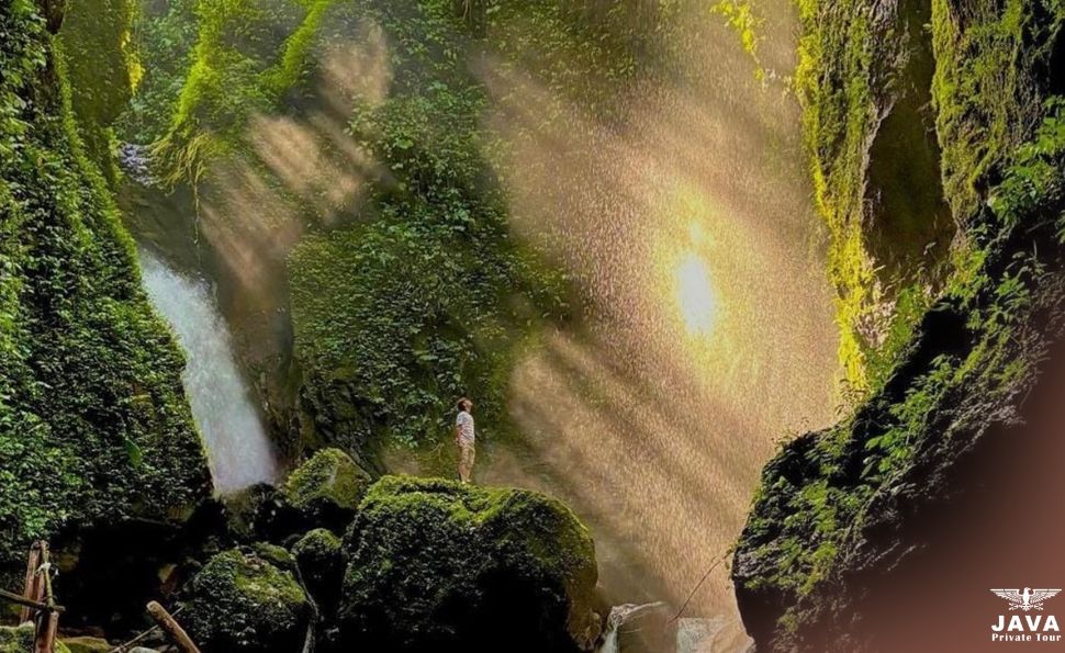 Curug Walet Bogor Is the Waterfall You’ve Never Heard Of